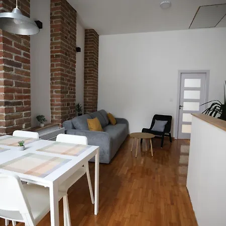 Roof ベオグラード